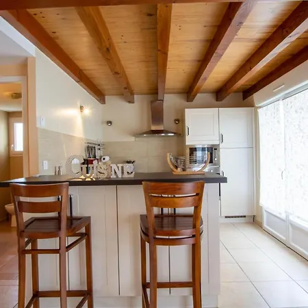 De Charme Avec Jardin Près De Bergerac - Fr-1-616-63 * Saint-Germain-et-Mons